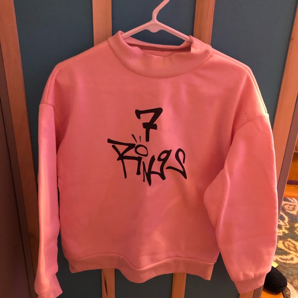 Ariana Grande 7 rings sweater